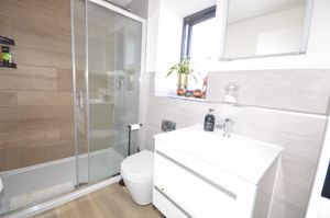 En-Suite Shower Room- click for photo gallery